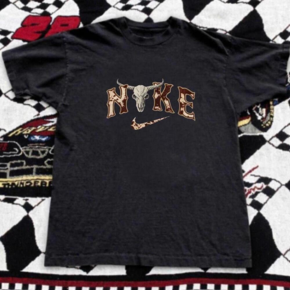Gildan Men Black T-Shirt Nlke Black Graphic T-Shirt